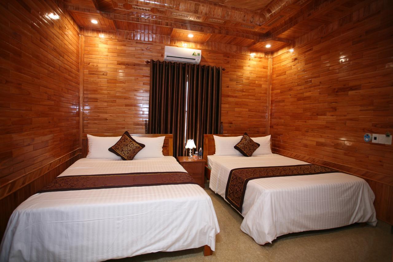 Sky Hotel Phong Nha Exterior foto
