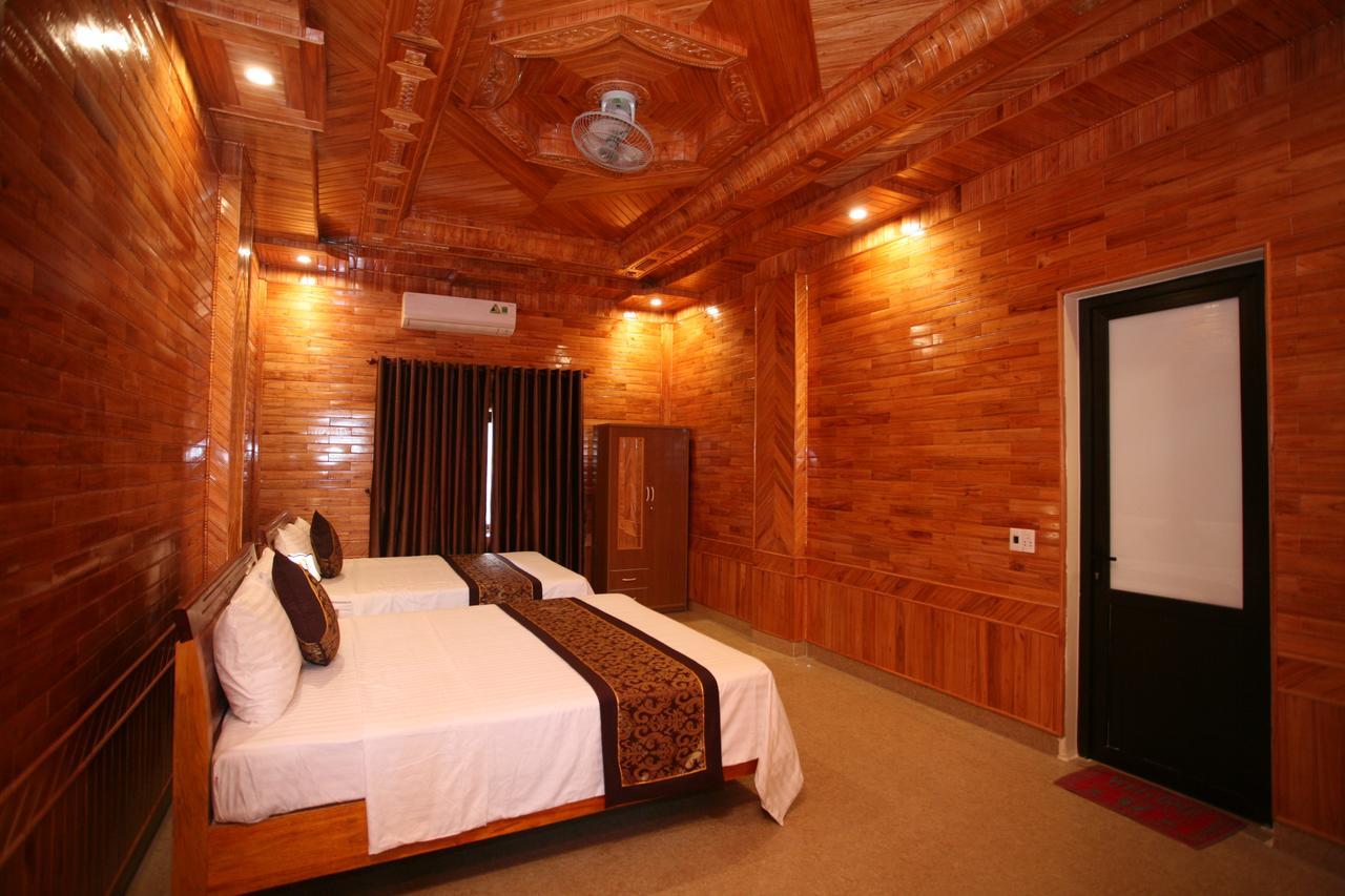 Sky Hotel Phong Nha Exterior foto