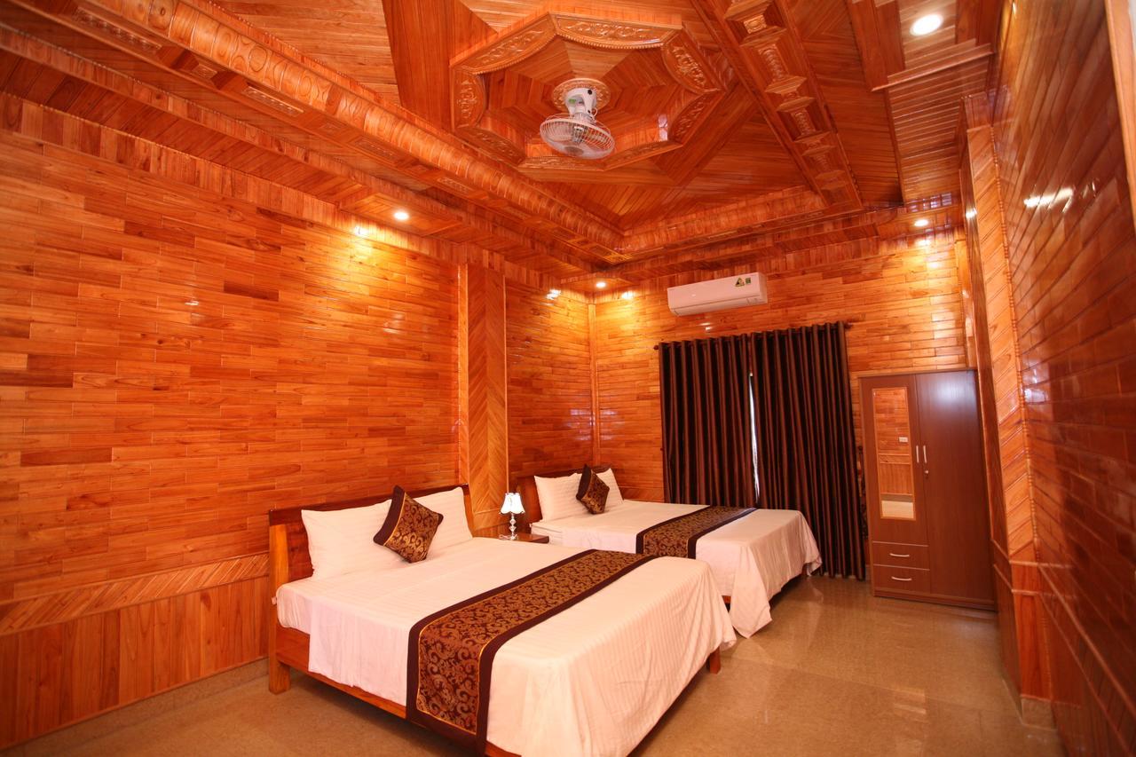 Sky Hotel Phong Nha Exterior foto