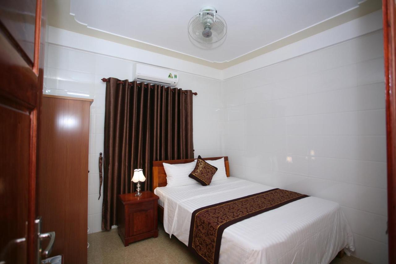 Sky Hotel Phong Nha Exterior foto