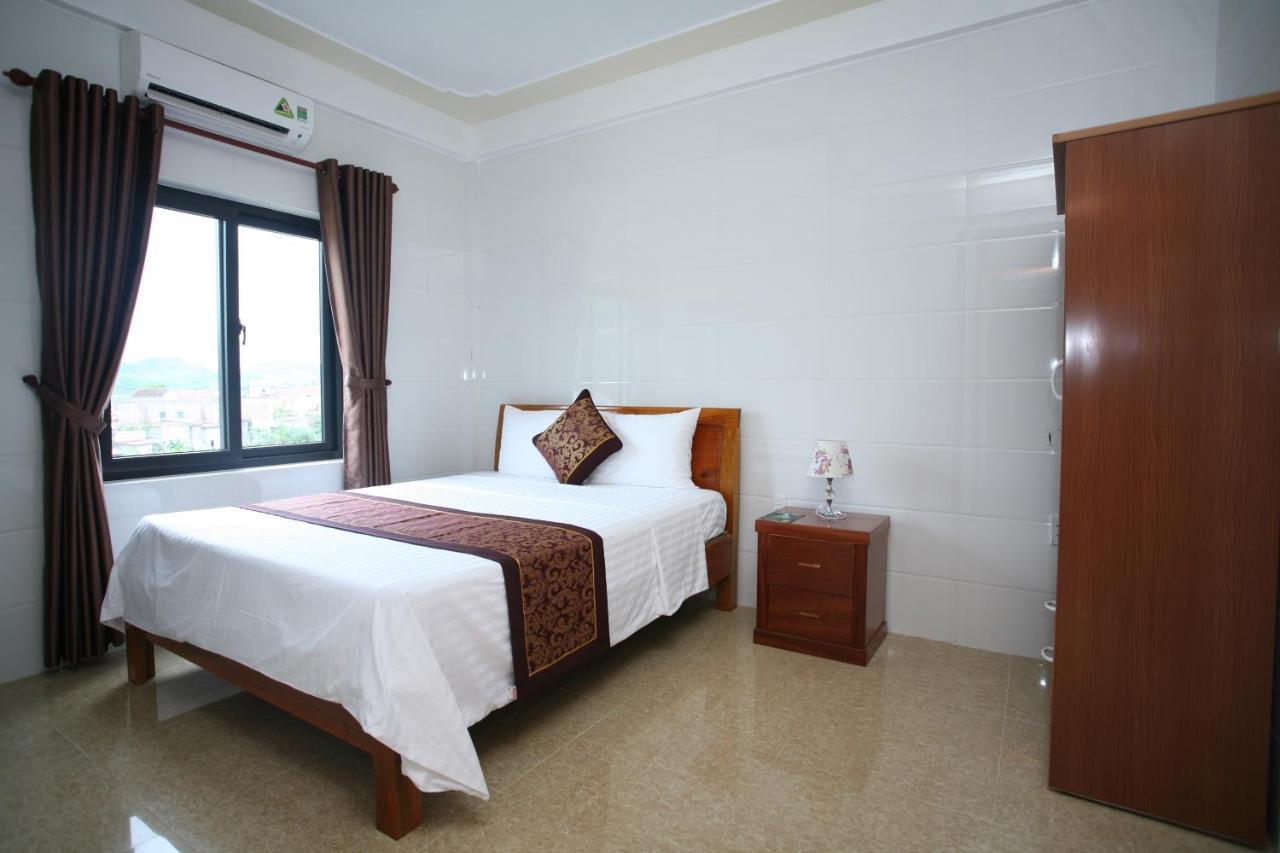 Sky Hotel Phong Nha Exterior foto